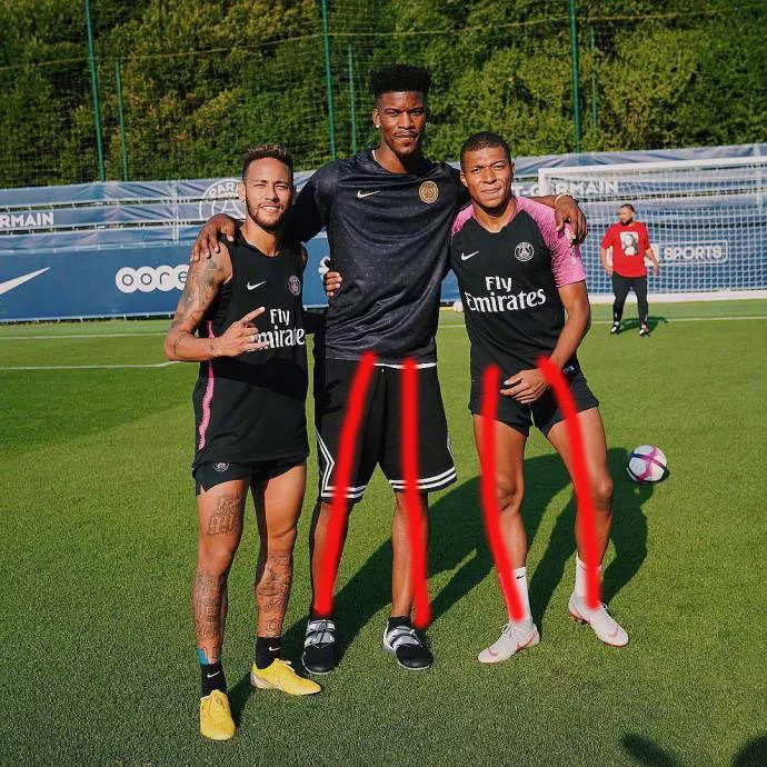 内马尔经典对决，詹姆斯与80激战塞尔维亚队分钟，关键助攻胜负难料！