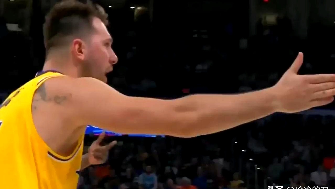 东契奇赛事官方发布战术调整新规，西班牙队争议不断！