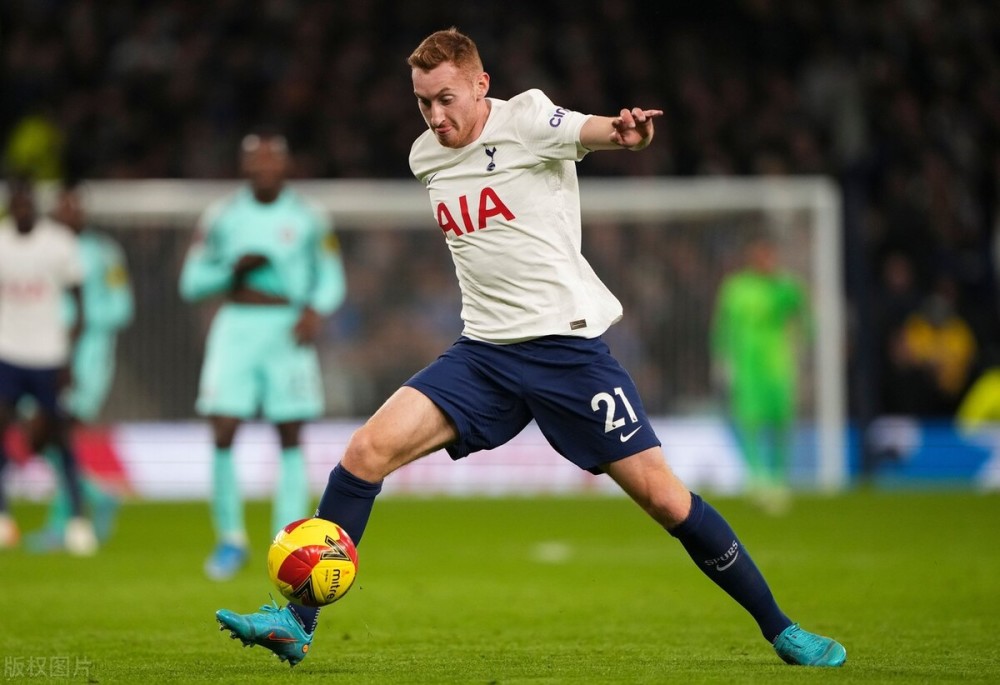  莱万多夫斯基遭遇五连败，FPX教练面临压力！